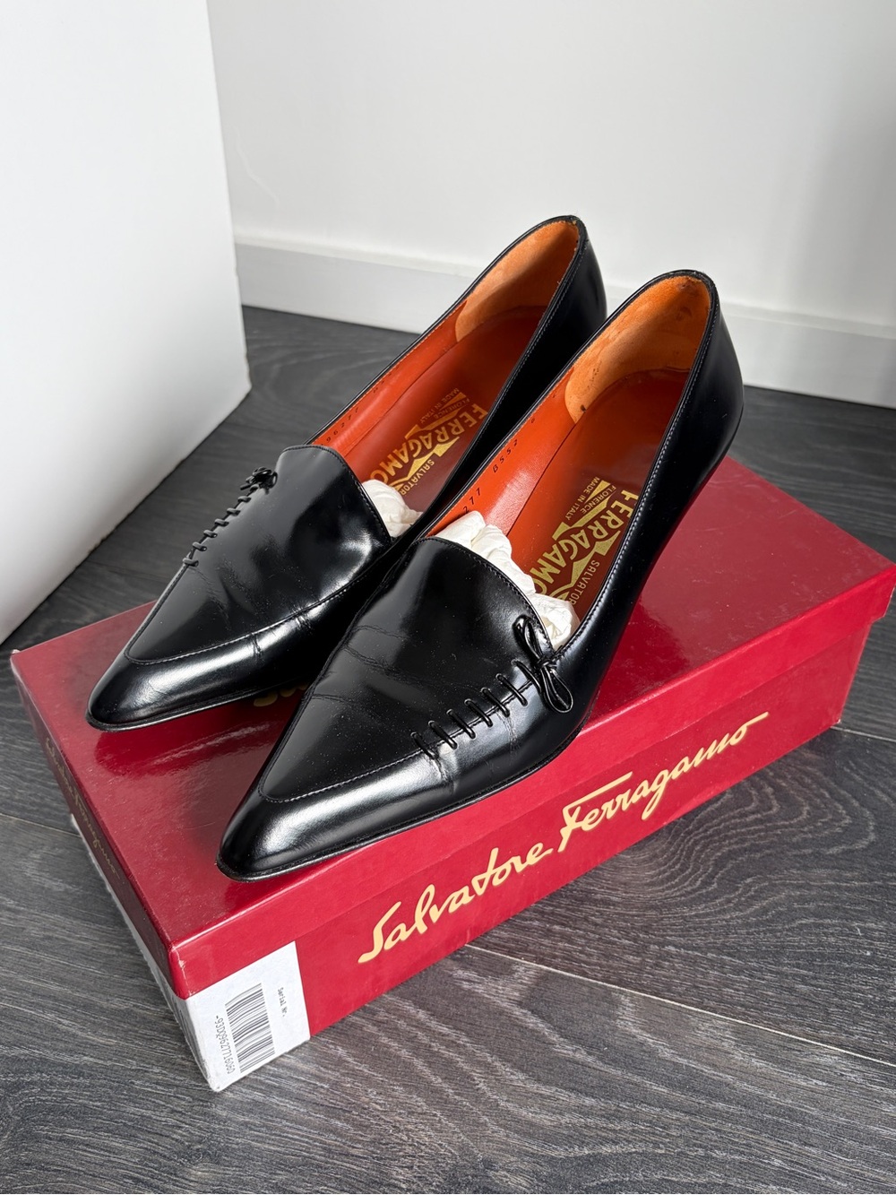 Salvatore Ferragamo Black Leather Pointed Heels